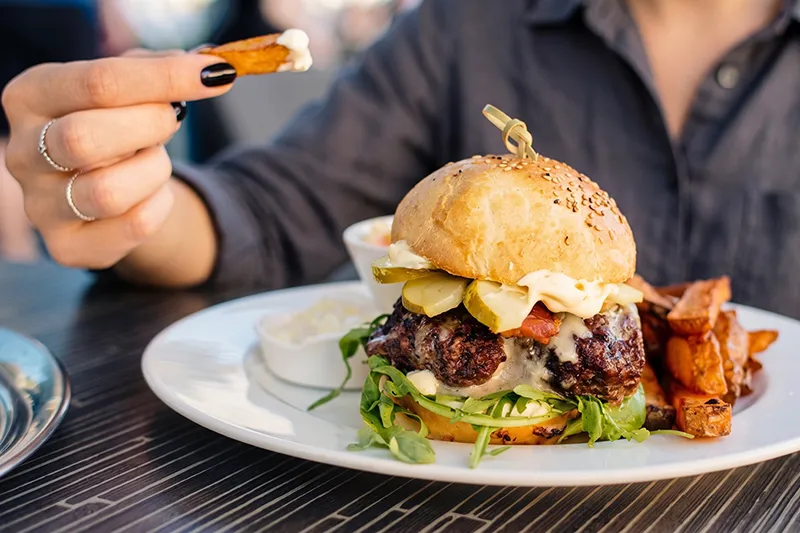 Holly Jo's Creekside Grill